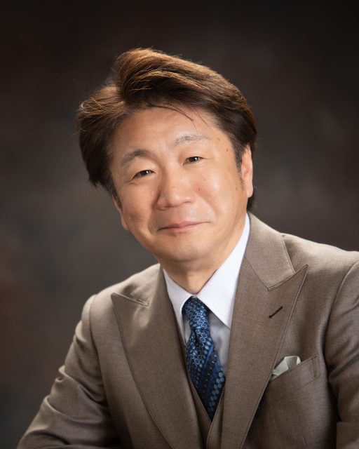 代表取締役社長 佐藤輝明